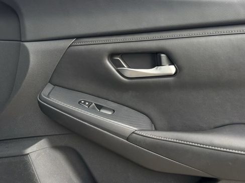 Used 2024 Nissan Sentra SV FWD image 27
