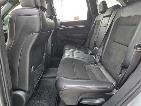 Used 2019 Jeep Grand Cherokee Trailhawk image 5