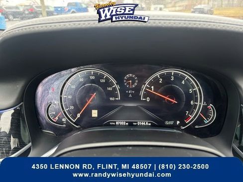 Used 2017 BMW 750i xDrive image 18