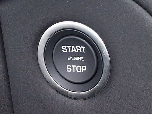 New 2026 Land Rover Range Rover Velar Dynamic SE image 11