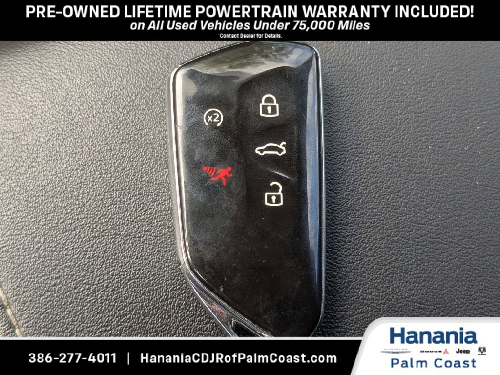 Used 2025 Volkswagen Atlas SE AWD/4WD image 32