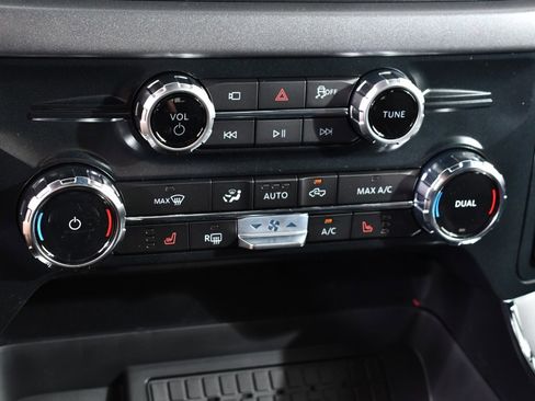 New 2025 Ford F150 XLT w/ Equipment Group 302A MID image 29