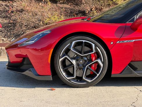 Used 2024 Maserati MC20 Cielo image 11