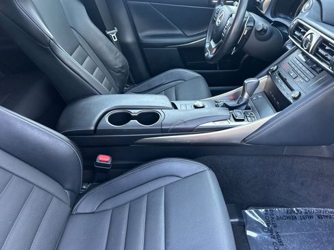 Used 2019 Lexus IS 350 F Sport w/ F Sport Package RWD image 30