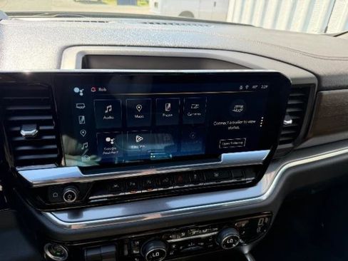 Used 2023 Chevrolet Silverado 1500 High Country w/ High Country Premium Package image 33