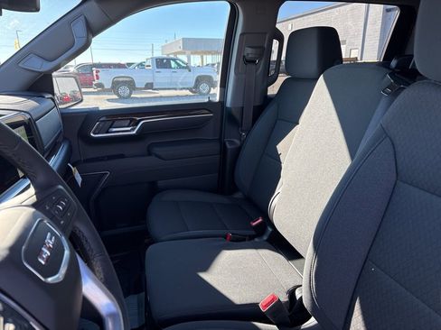 Used 2026 GMC Sierra 1500 Elevation image 30