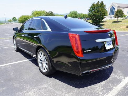 Used 2013 Cadillac XTS Premium FWD image 9