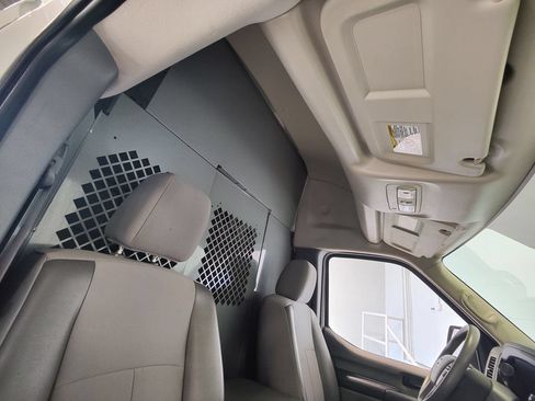 Used 2019 Nissan NV 3500 SV w/ Navigation Package RWD image 14