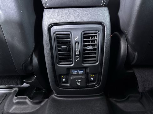 Used 2021 Dodge Durango SRT w/ Technology Group image 26