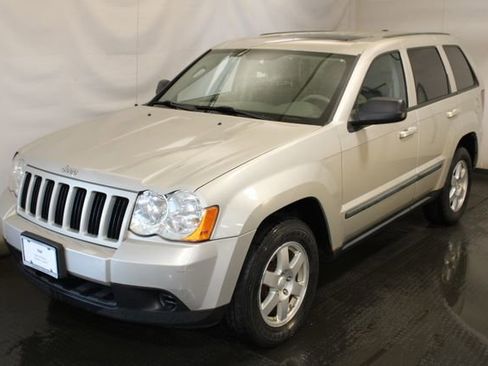 Used 2008 Jeep Grand Cherokee Laredo w/ Sun/Sound Group AWD/4WD image 1