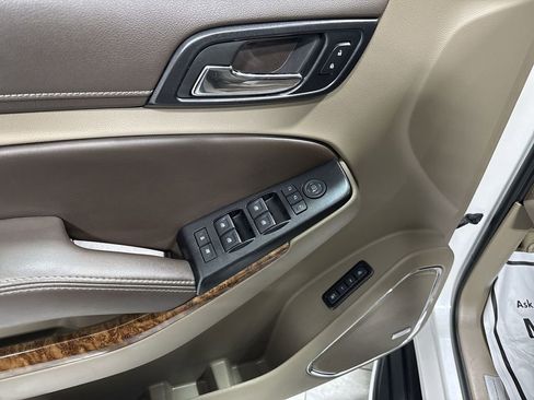 Used 2017 Chevrolet Suburban Premier image 24