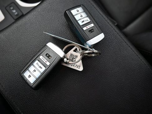 Used 2018 Acura RDX AWD image 11