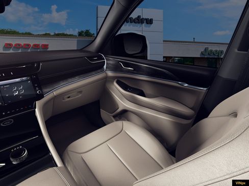 New 2026 Jeep Grand Cherokee Limited image 19