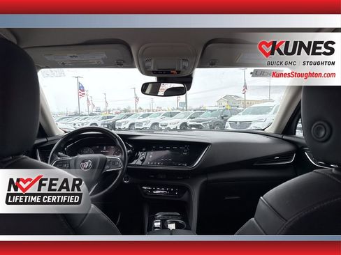 Used 2023 Buick Envision Essence image 39