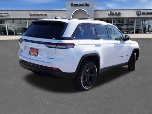 New 2025 Jeep Grand Cherokee Limited w/ Black Appearance Package image 3