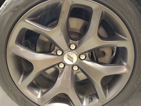 Used 2018 Dodge Challenger SXT Plus RWD image 31