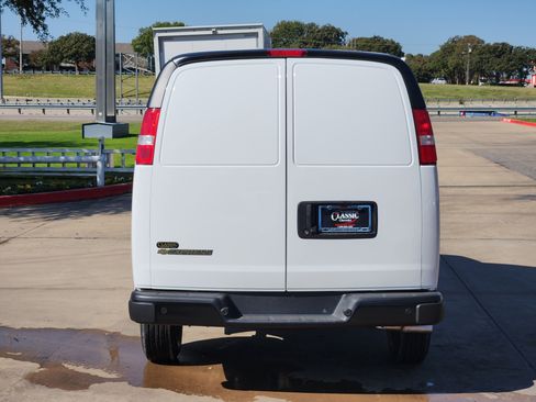 New 2025 Chevrolet Express 2500 w/ Driver Convenience Package image 12