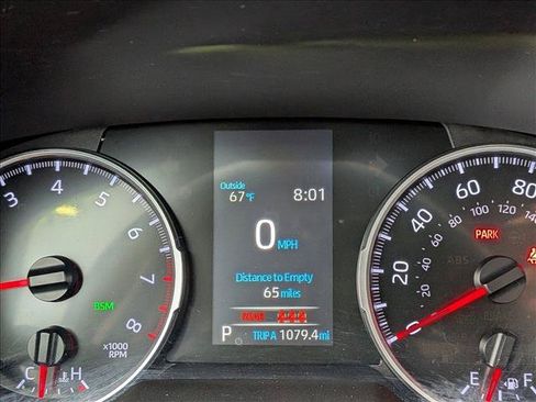 Used 2022 Toyota RAV4 XLE w/ Convenience Package FWD image 12