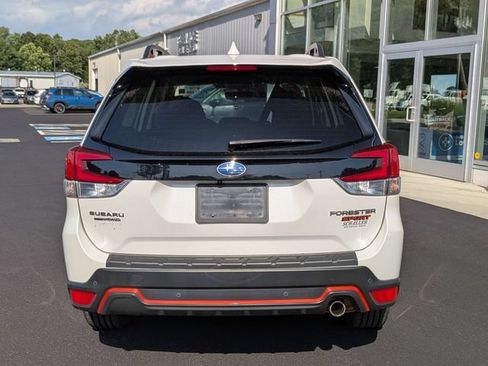 Used 2022 Subaru Forester Sport AWD/4WD image 4