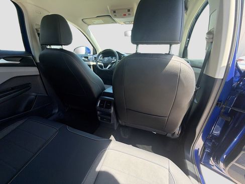 Used 2022 Volkswagen Taos SE image 29