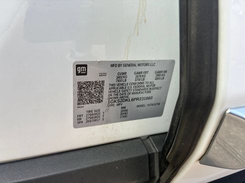 Used 2023 GMC Yukon Denali AWD/4WD image 28