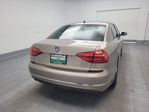 Used 2016 Volkswagen Passat 1.8T S FWD image 7
