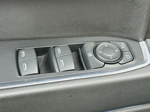 Used 2023 GMC Sierra 1500 Elevation image 11