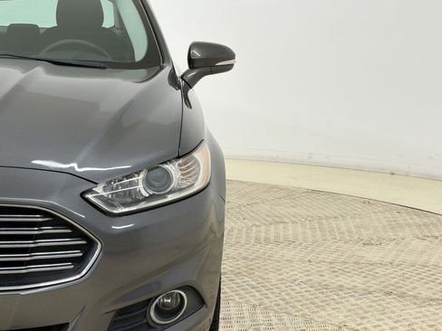Used 2016 Ford Fusion SE FWD image 11
