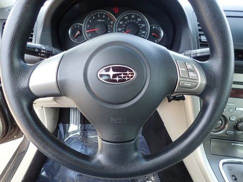 Used 2009 Subaru Outback 2.5i Special Edition image 13