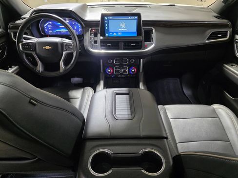 Used 2023 Chevrolet Tahoe Premier AWD/4WD image 15