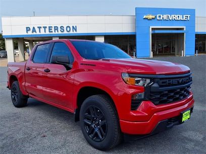 New 2026 Chevrolet Silverado 1500 Custom w/ LPO, Dark Essentials Package