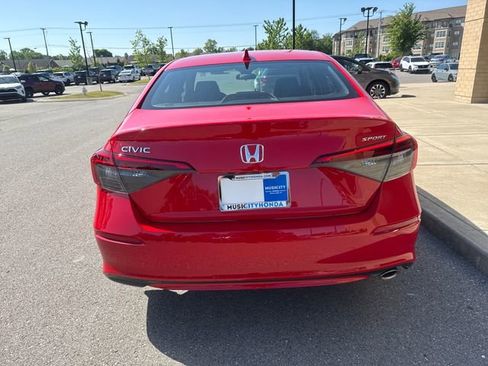Certified 2024 Honda Civic Sport image 3