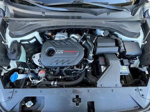 Used 2019 Hyundai Santa Fe FWD image 15