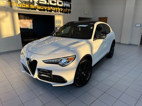Used 2019 Alfa Romeo Stelvio Ti Sport w/ Quick Order Package 22S Sport image 47