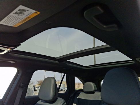 New 2026 Mercedes-Benz GLC 300 GLC 300 image 10