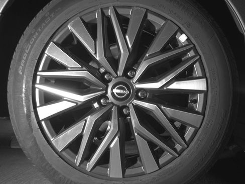 Used 2025 Nissan Altima 2.5 SV image 15