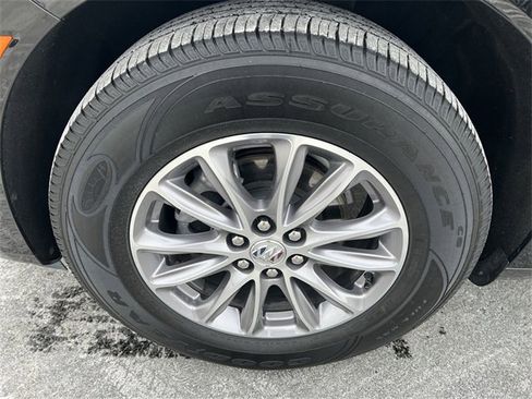 Certified 2023 Buick Enclave Essence image 17