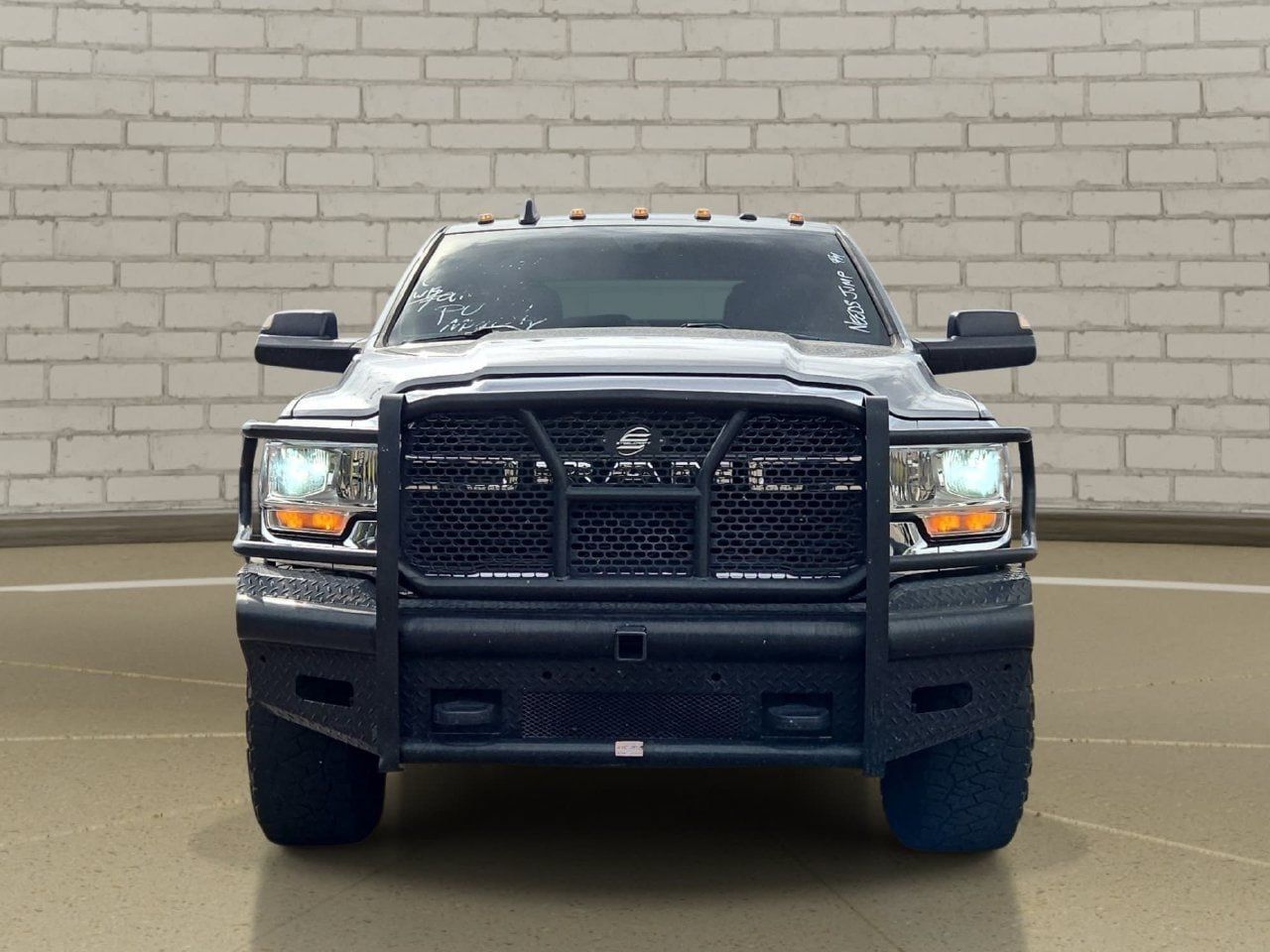 Used 2019 RAM 2500 Tradesman w/ Chrome Appearance Group AWD/4WD image 2