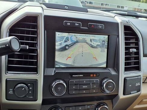 Used 2019 Ford F250 Lariat w/ Lariat Value Package AWD/4WD image 7