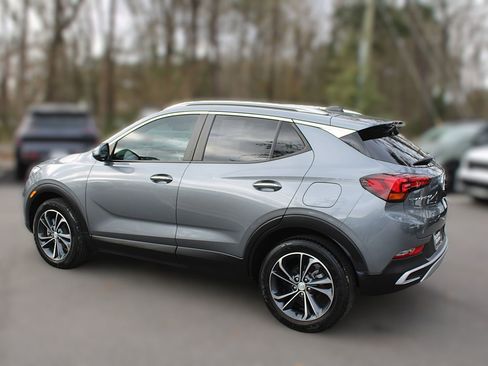 Used 2022 Buick Encore GX Select image 6