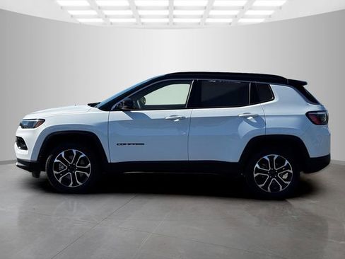 Used 2023 Jeep Compass Limited AWD/4WD image 4