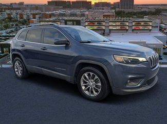 Used 2020 Jeep Cherokee Latitude Plus FWD video 1