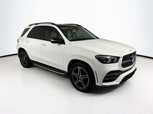 Certified 2020 Mercedes-Benz GLE 580 4MATIC image 3