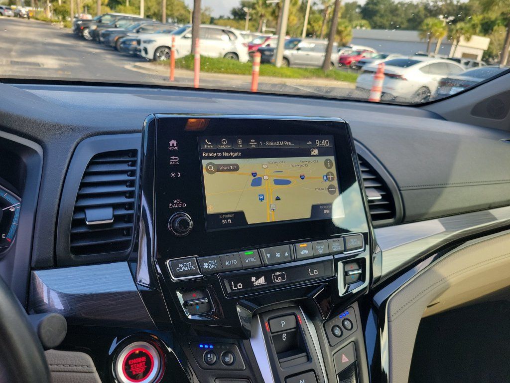 Certified 2024 Honda Odyssey Elite image 35