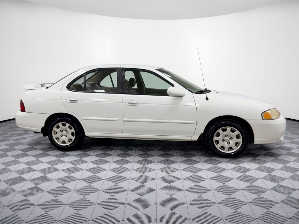 Used 2002 Nissan Sentra GXE FWD image 8