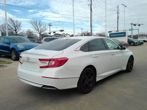 Used 2018 Honda Accord EX-L image 8