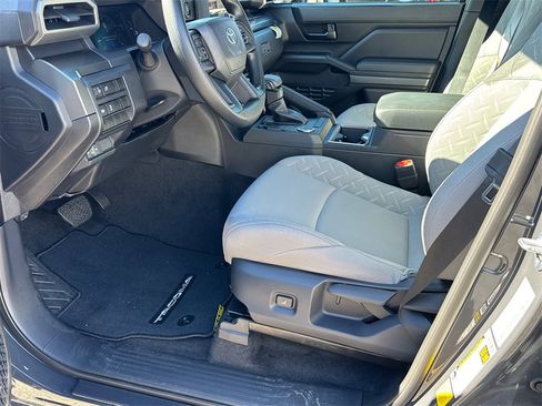 New 2025 Toyota Tacoma SR5 image 9