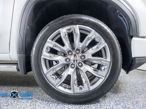 Used 2024 GMC Sierra 1500 Denali w/ Denali Reserve Package AWD/4WD image 46
