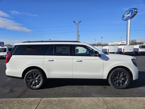 New 2025 Ford Expedition Max Platinum w/ Stealth Performance Package image 6