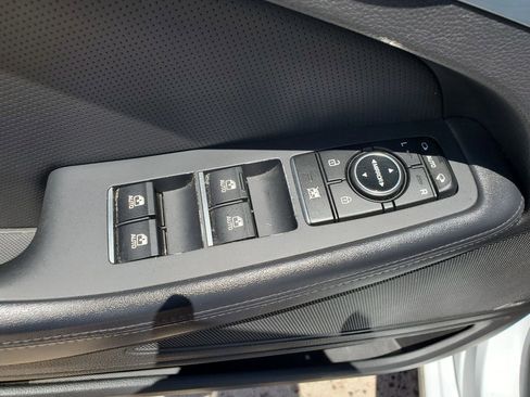 Used 2015 Hyundai Genesis 3.8 w/ Option Group 04 image 17